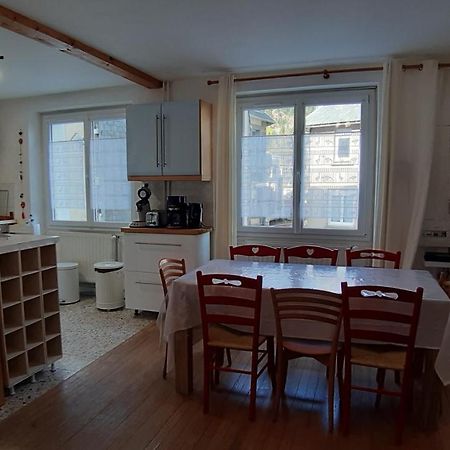 Maison 6-9 Pers Pour Vacances Et Cure Thermale เลอมงต์-ดอร์ ภายนอก รูปภาพ